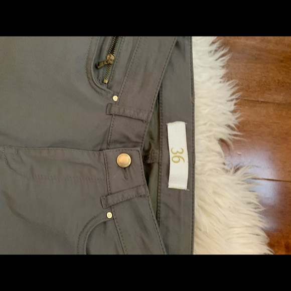 Army green pants - Picture 2 of 3